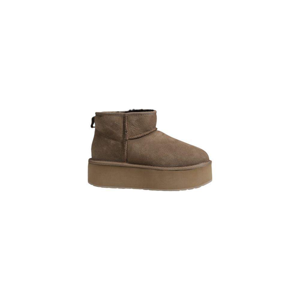 EMU Australia gray leather boot for women, fall/winter collection, side view on white background, 100% leather.
