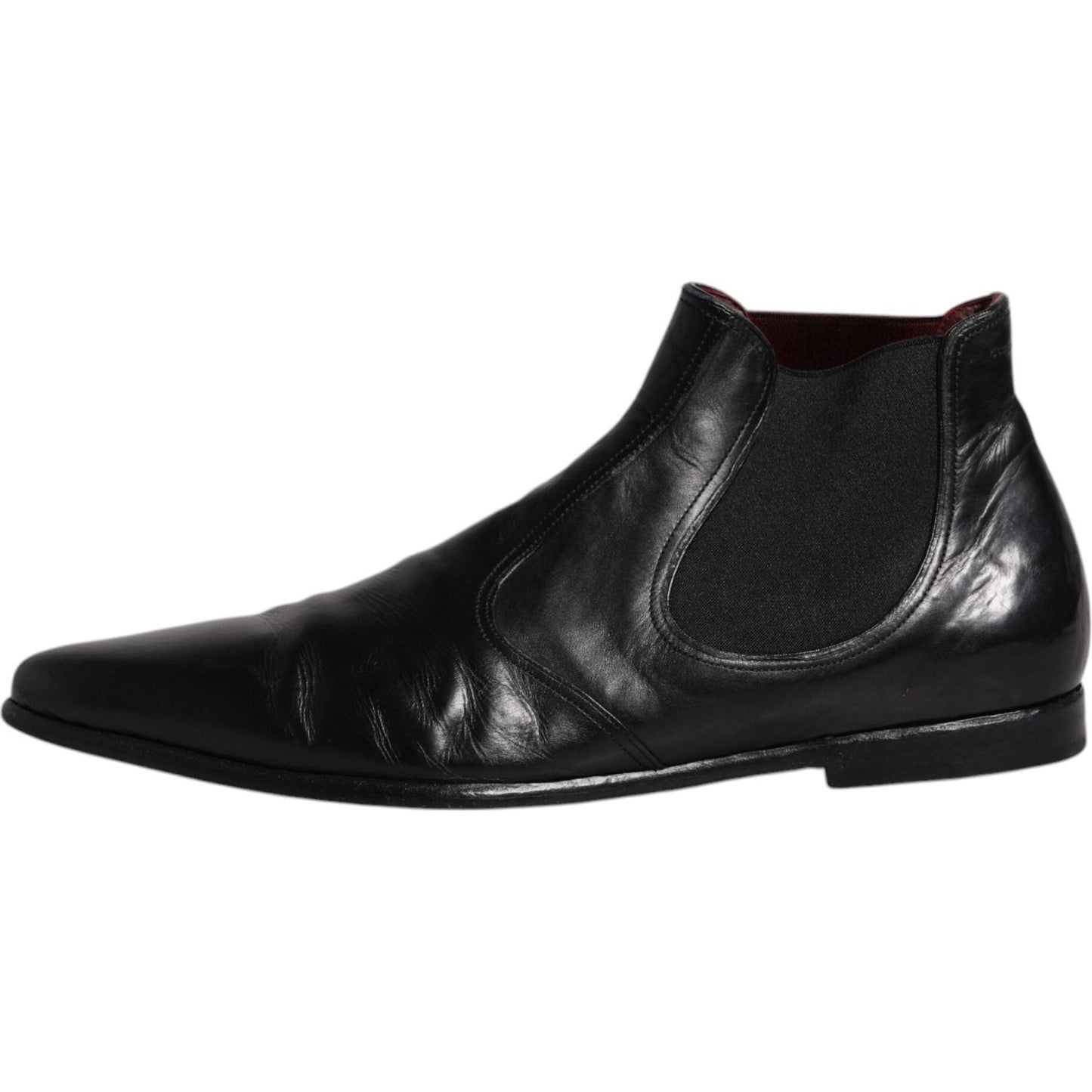 Dolce & Gabbana black leather Chelsea men’s ankle boots with logo and stretch bands, preowned and made in Italy