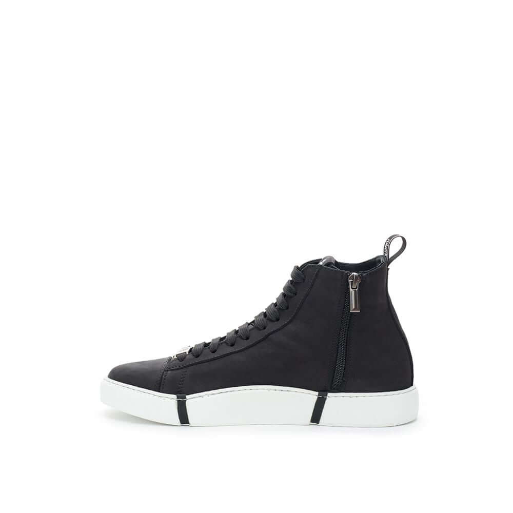 Chic black Roberto Cavalli suede sneakers, luxury street style, crafted in Italy, premium comfort and fashion, leather scamosciata.