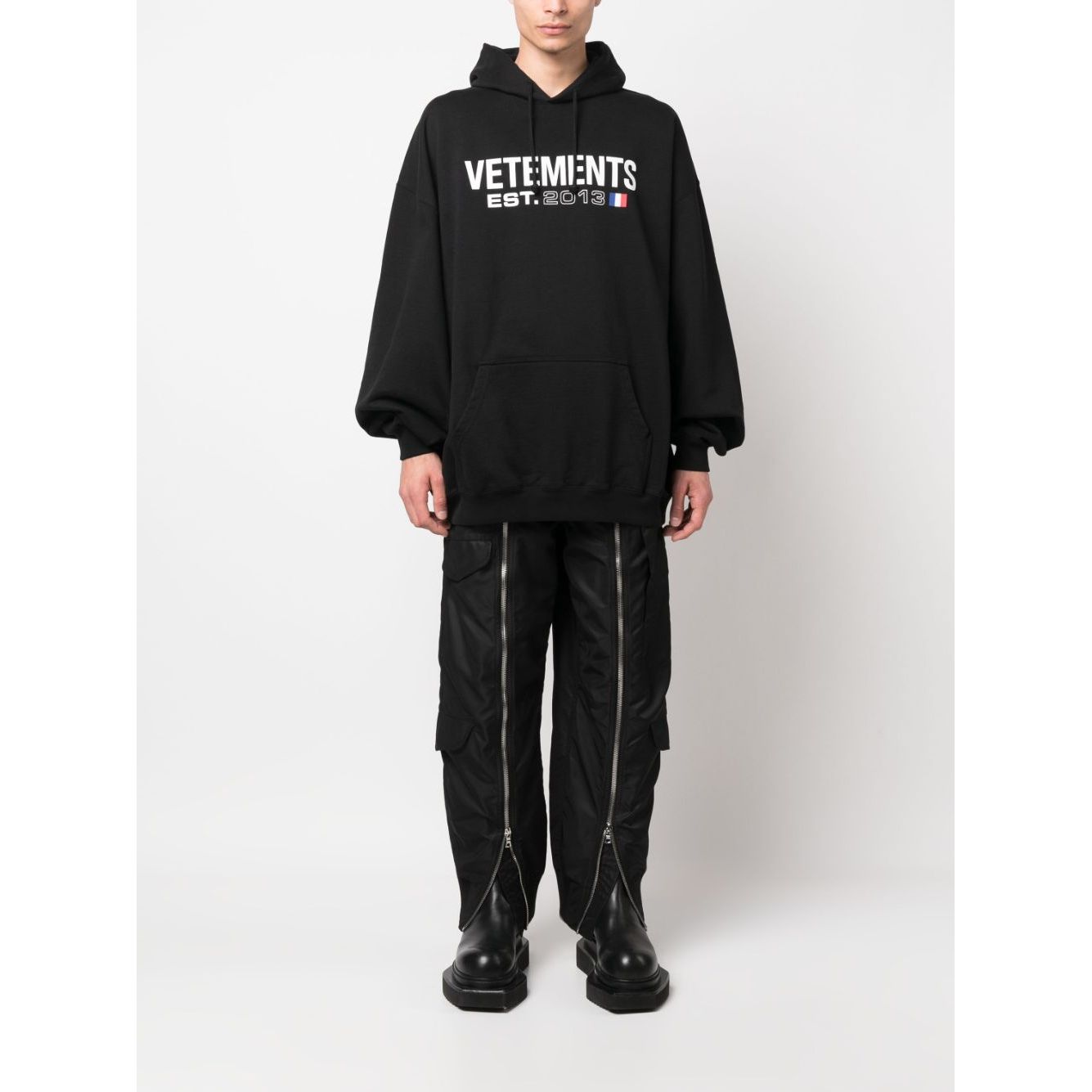 Vetements Sweaters Black Topwear