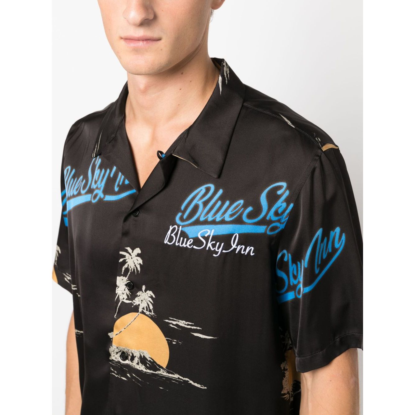 BLUE SKY INN Top Black