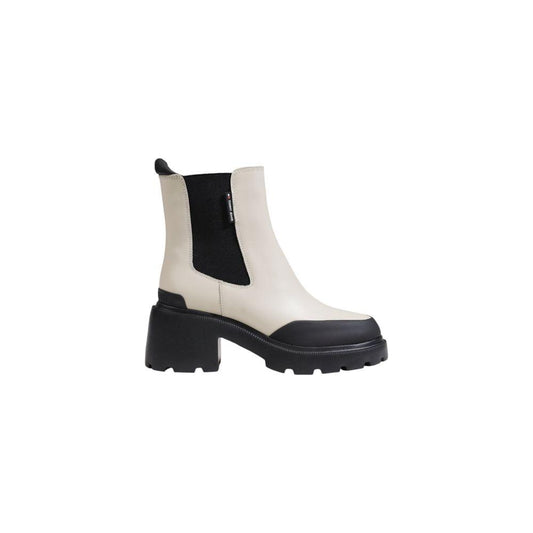 Tommy Hilfiger Women's Beige Leather Boot, Fall/Winter Collection, 100% Leather, Stylish Chunky Heel