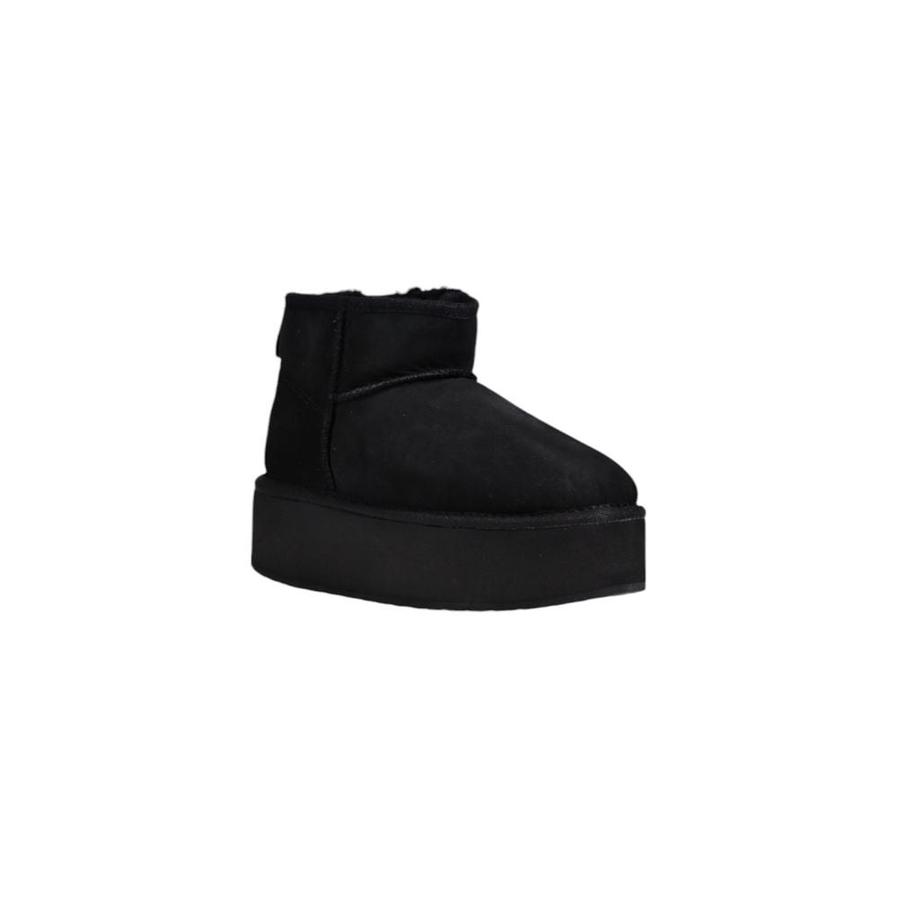 EMU Australia Black Leather Ankle Boots