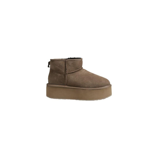 EMU Australia gray leather boot for women, fall/winter collection, side view on white background, 100% leather.