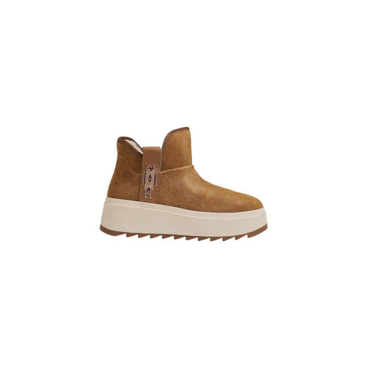 ASH brown suede leather boot for women, Fall/Winter collection, featuring a platform sole and 100% suede leather composition.