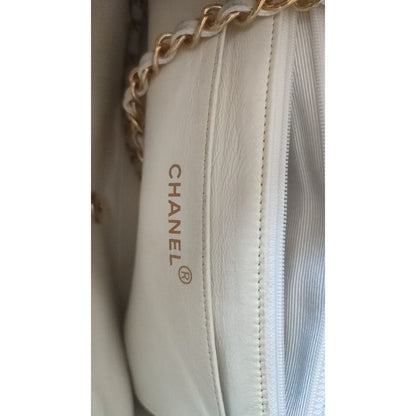 Chanel White Medium Classic DIANA Shoulder Bag Gold Plated Purse