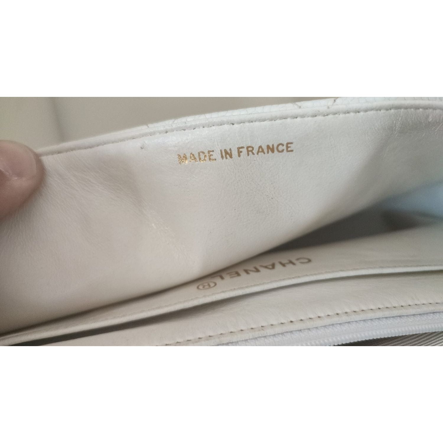 Chanel White Medium Classic DIANA Shoulder Bag Gold Plated Purse