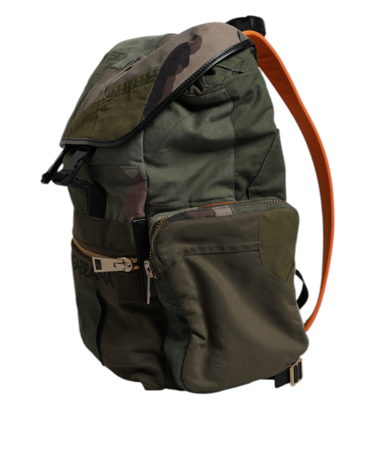 Front view with bag zipped and handles upright.