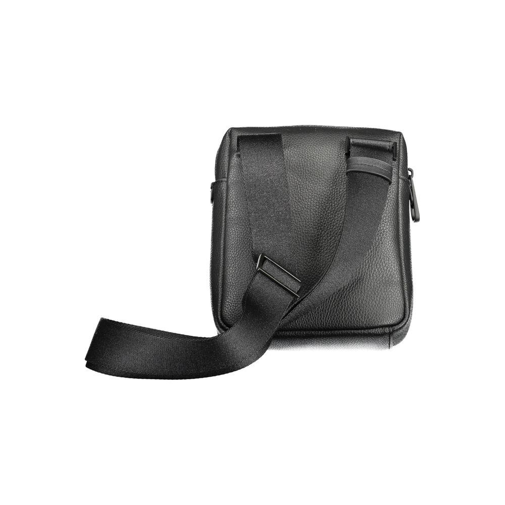 Front view with bag zipped and handles upright.