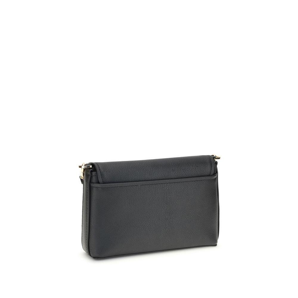 Front view with bag zipped and handles upright.