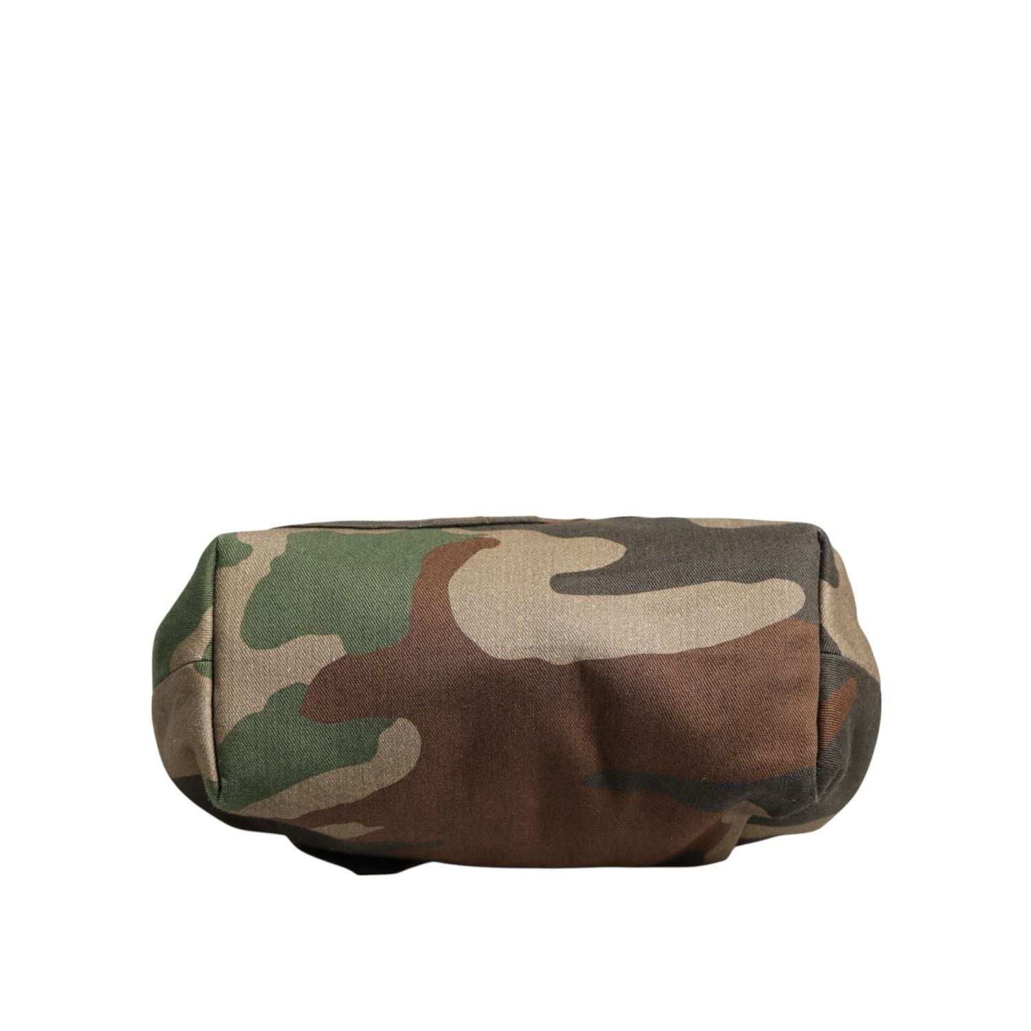 Front view with bag zipped and handles upright.