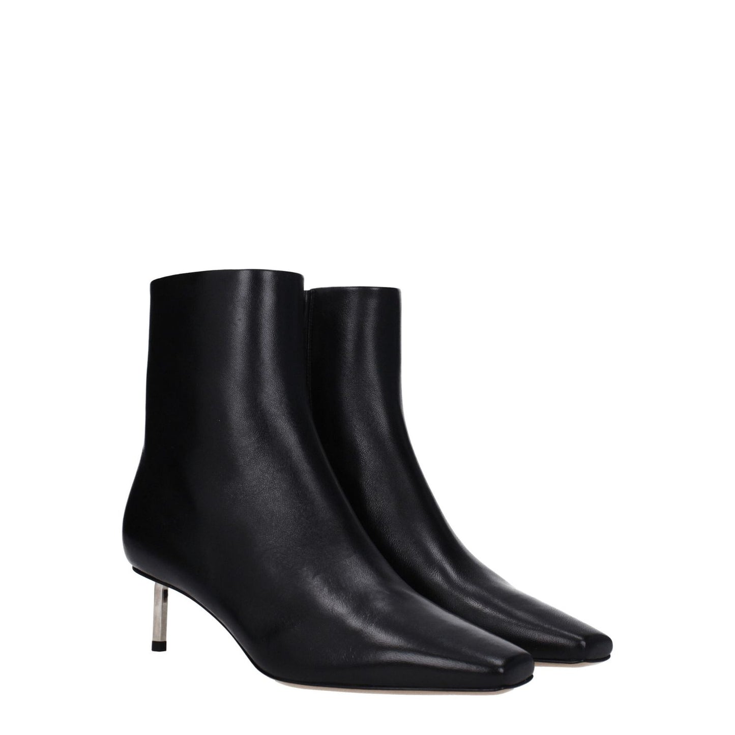 Off-White Black Leather Ankle Boots with square toe and mid heels in black leather with zip closure.