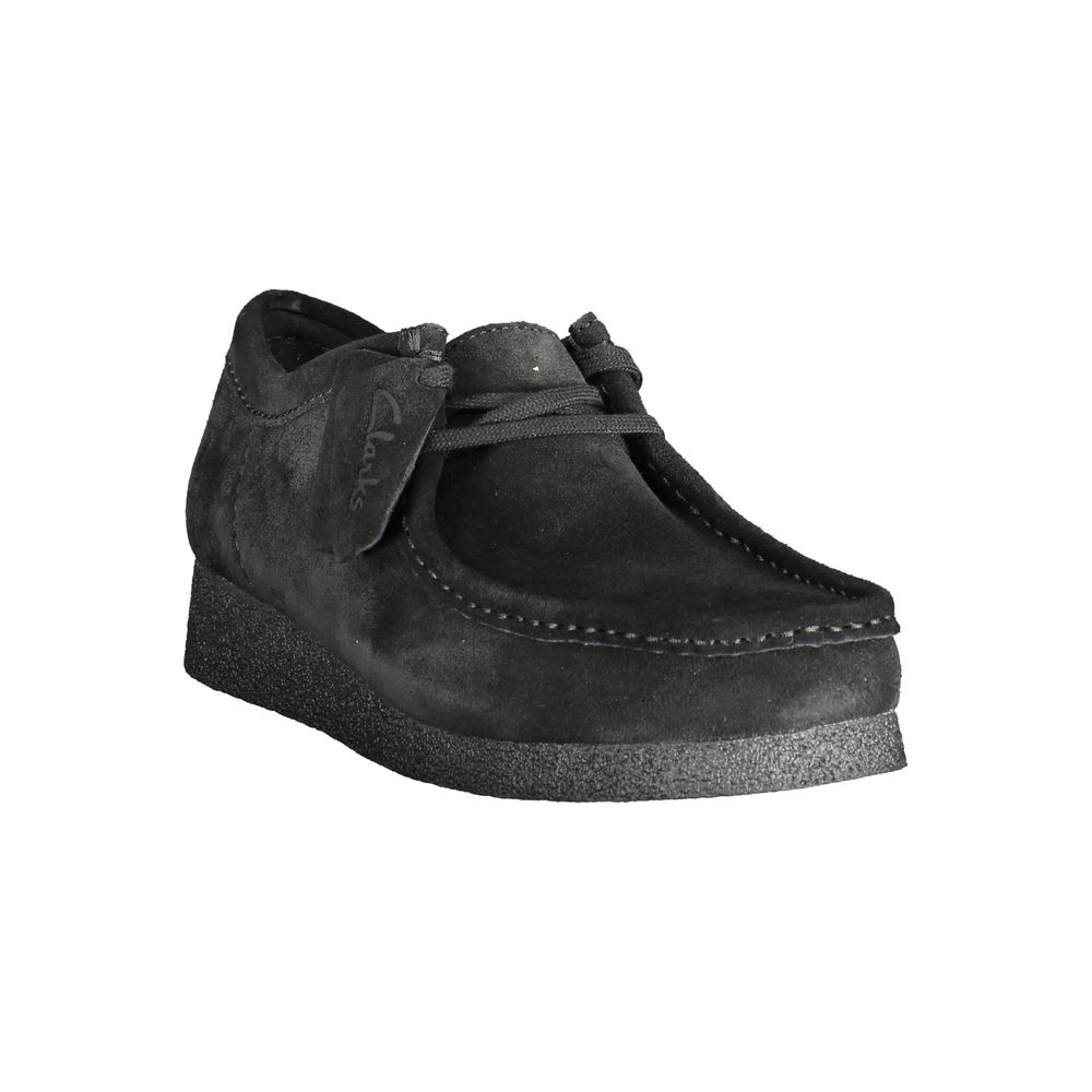 Clarks Black Leather Men Sneaker with suede finish and removable footbed for comfort, showcasing iconic Clarks logo and versatile street style.