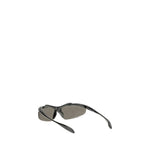 Balenciaga Turbo D-frame sunglasses featuring sporty design and flexible temples with BB logo plaque, ideal for comfort and durability.