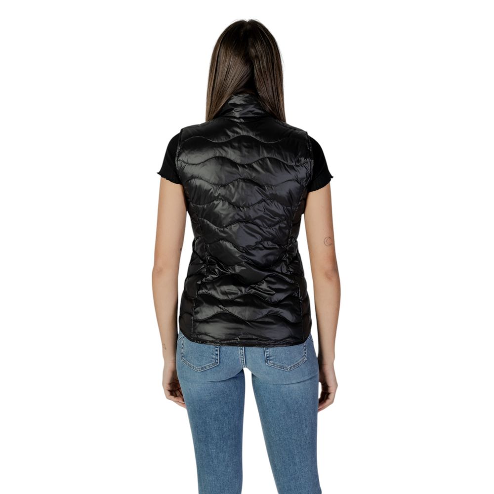 Back view of Blauer Black Polyamide Sleveless Jacket on model, showcasing wavy quilting and high collar.
