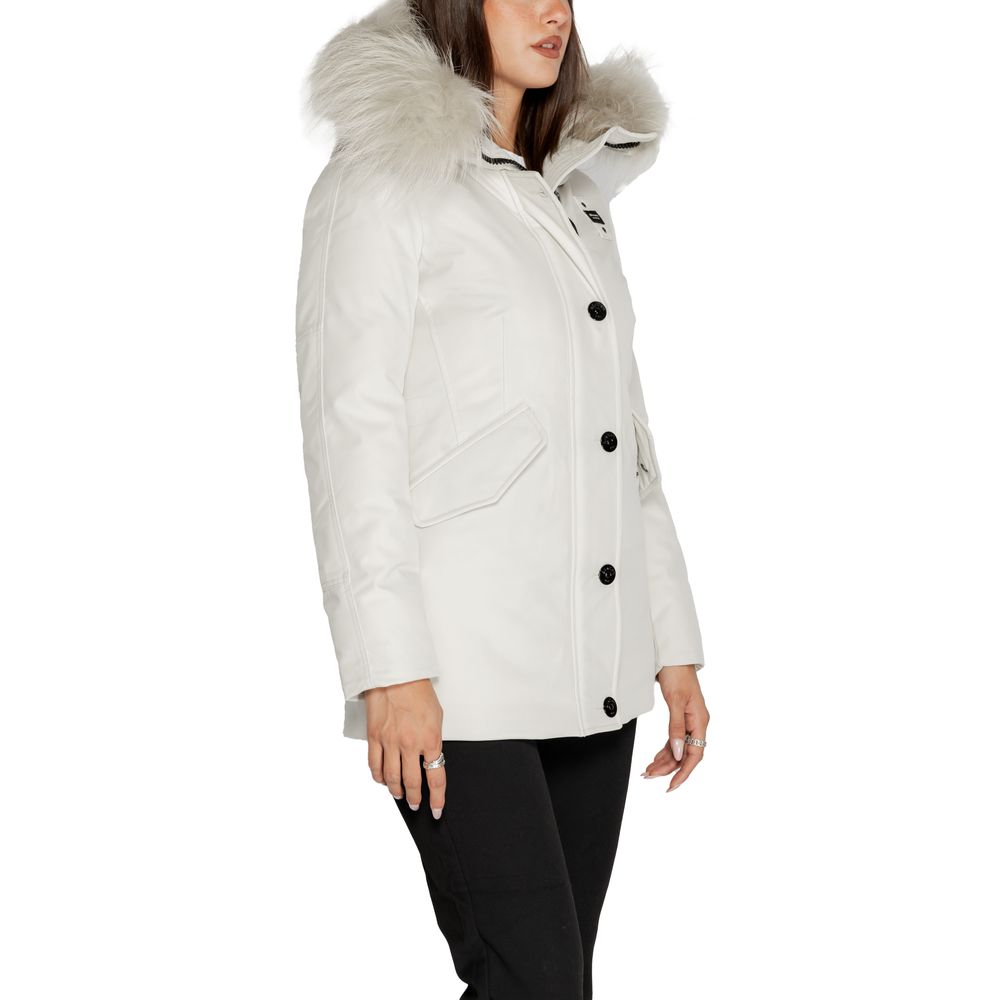 Woman wearing Blauer White Polyester Parka with fur-lined hood, showcasing a stylish and functional winter jacket.