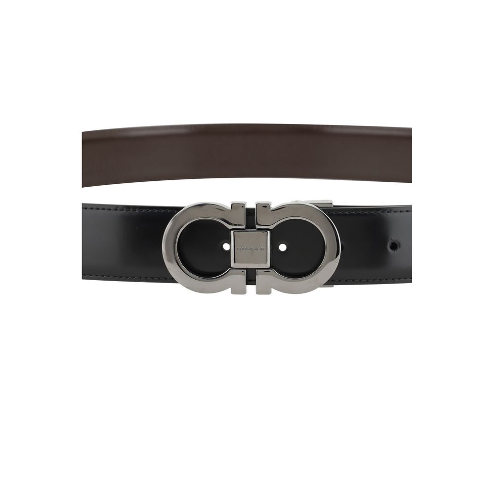 Ferragamo Black Calf Leather Bos Taurus Regular Belt with iconic Gancini buckle, reversible design for versatile style, 3 cm thick.