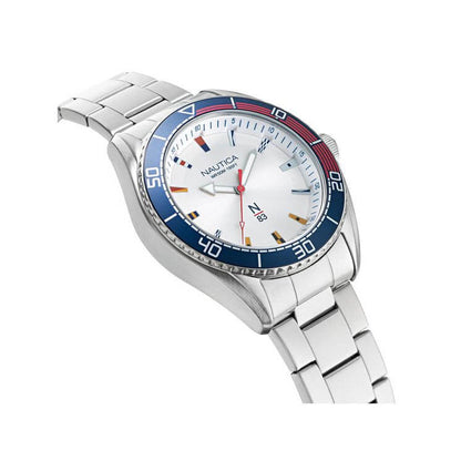 NAUTICA Mod. NAPFWS005 gent's multifuction quartz watch with mineral dial and water resistance, in official packaging.
